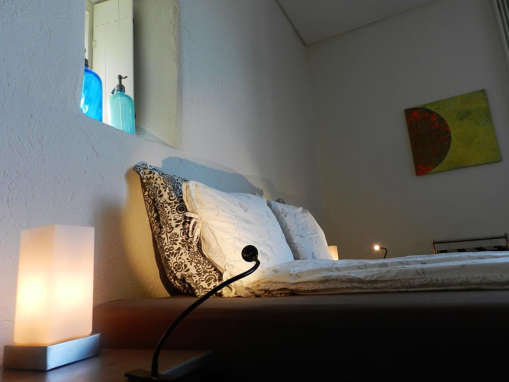 Blue Wall Bnb Gebenstorf Esterno foto